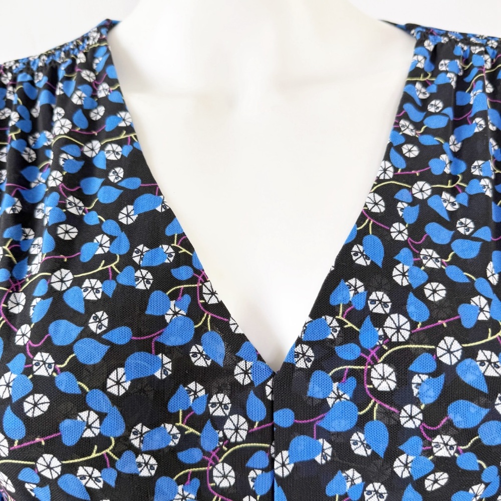 Cabi Blue Floral Mesh Dress Size M Long Sleeve V-Neck Casual A-Line Classic - Picture 4 of 10